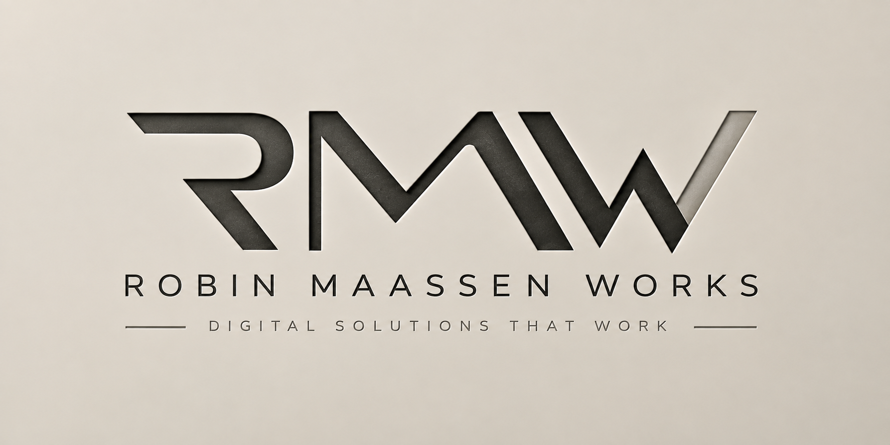 RMW — Robin Maassen Works. Digital Solutions That Work. Logo in donker metaal op een warme, lichte ondergrond.